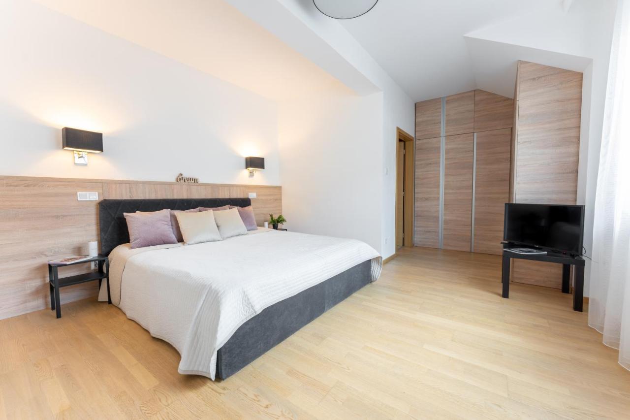 Rose Lux Residence Boedapest Buitenkant foto